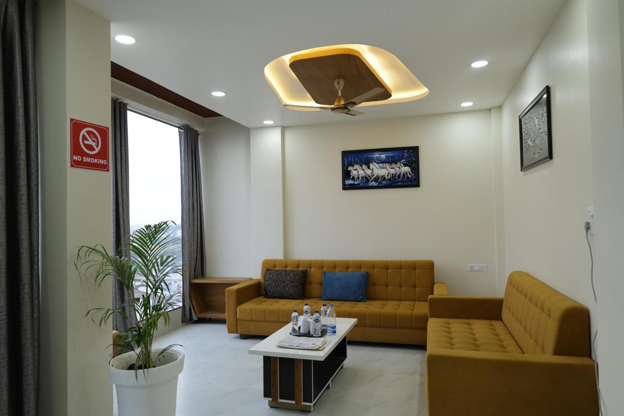 Hotel The Prime Land Hoshangabad Esterno foto