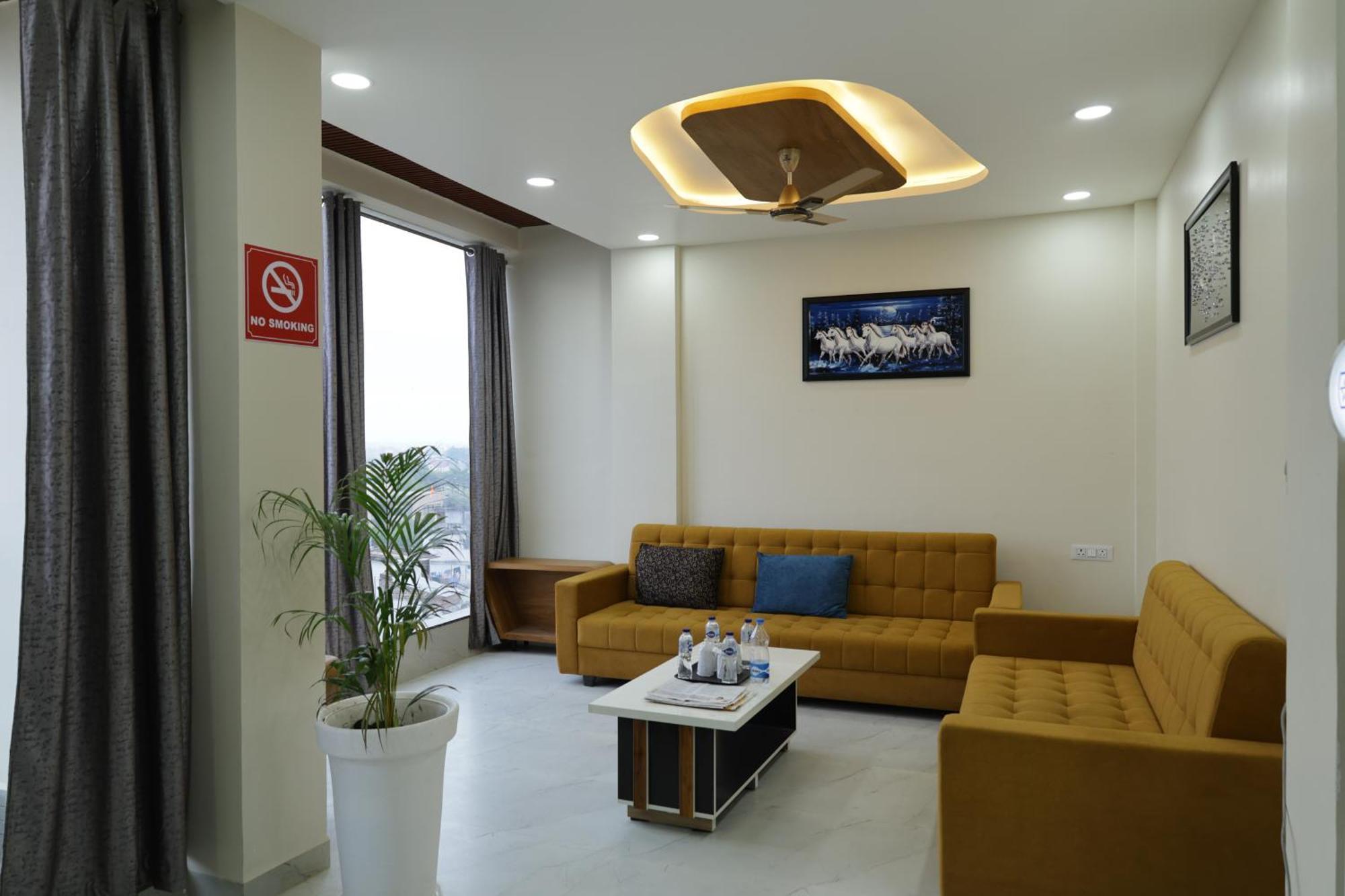 Hotel The Prime Land Hoshangabad Esterno foto